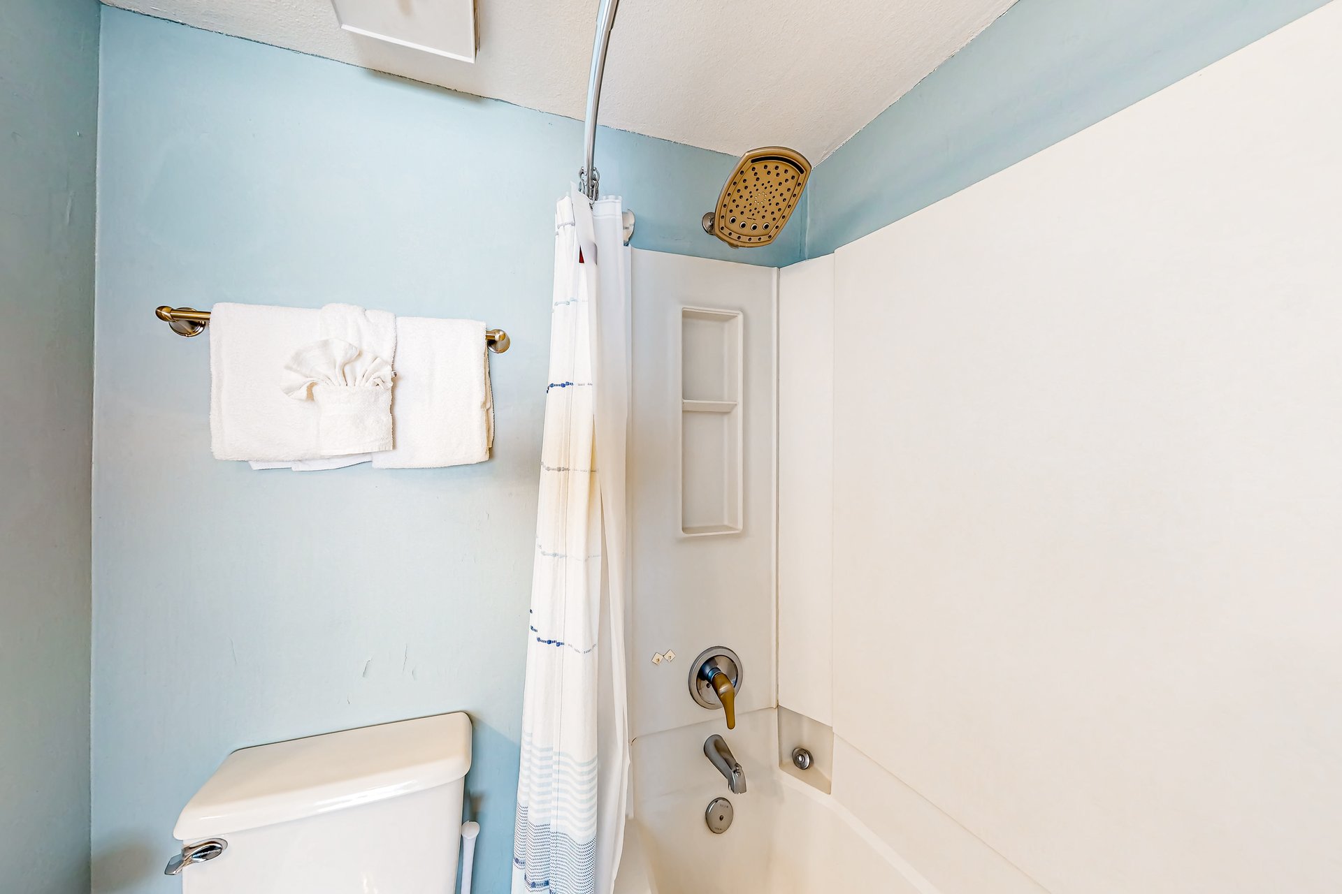 Commodores Landing 204 16