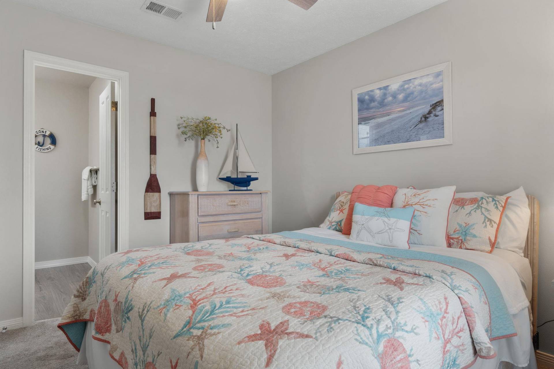 Guest Bedroom 1 Queen