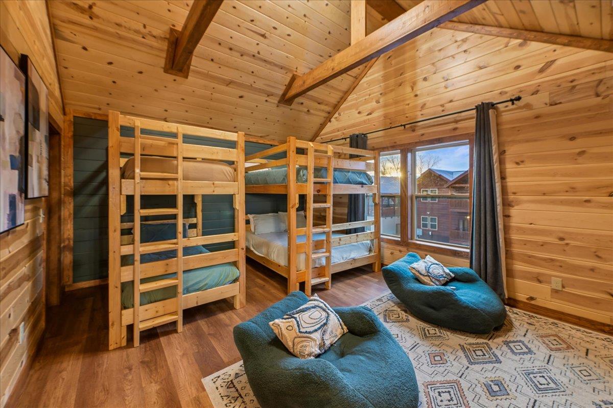 090Bedroom