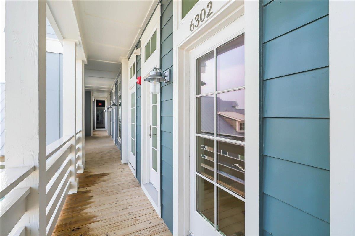 Entry Walkway, 3rd Floor