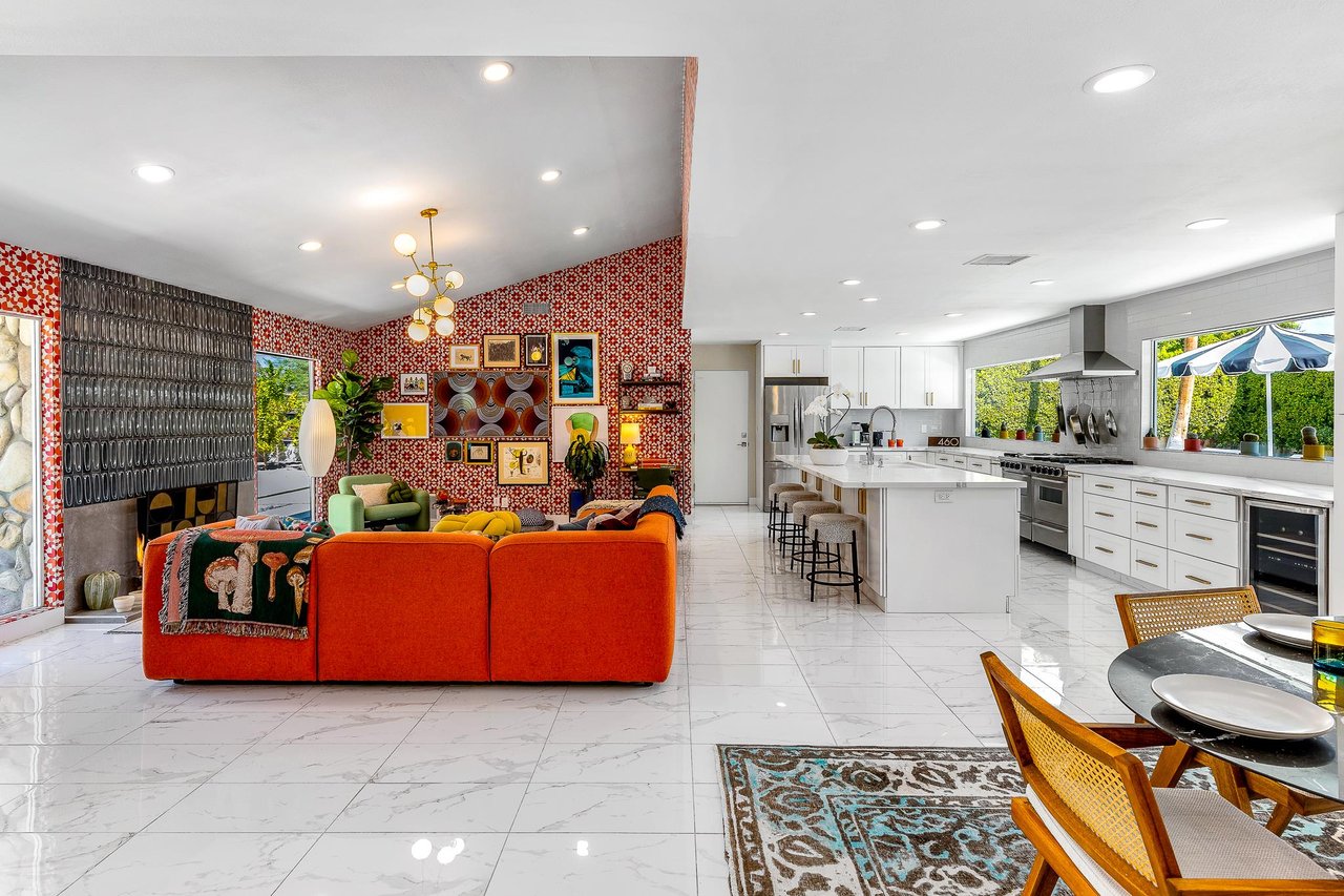 Open concept living, dining and kitchen