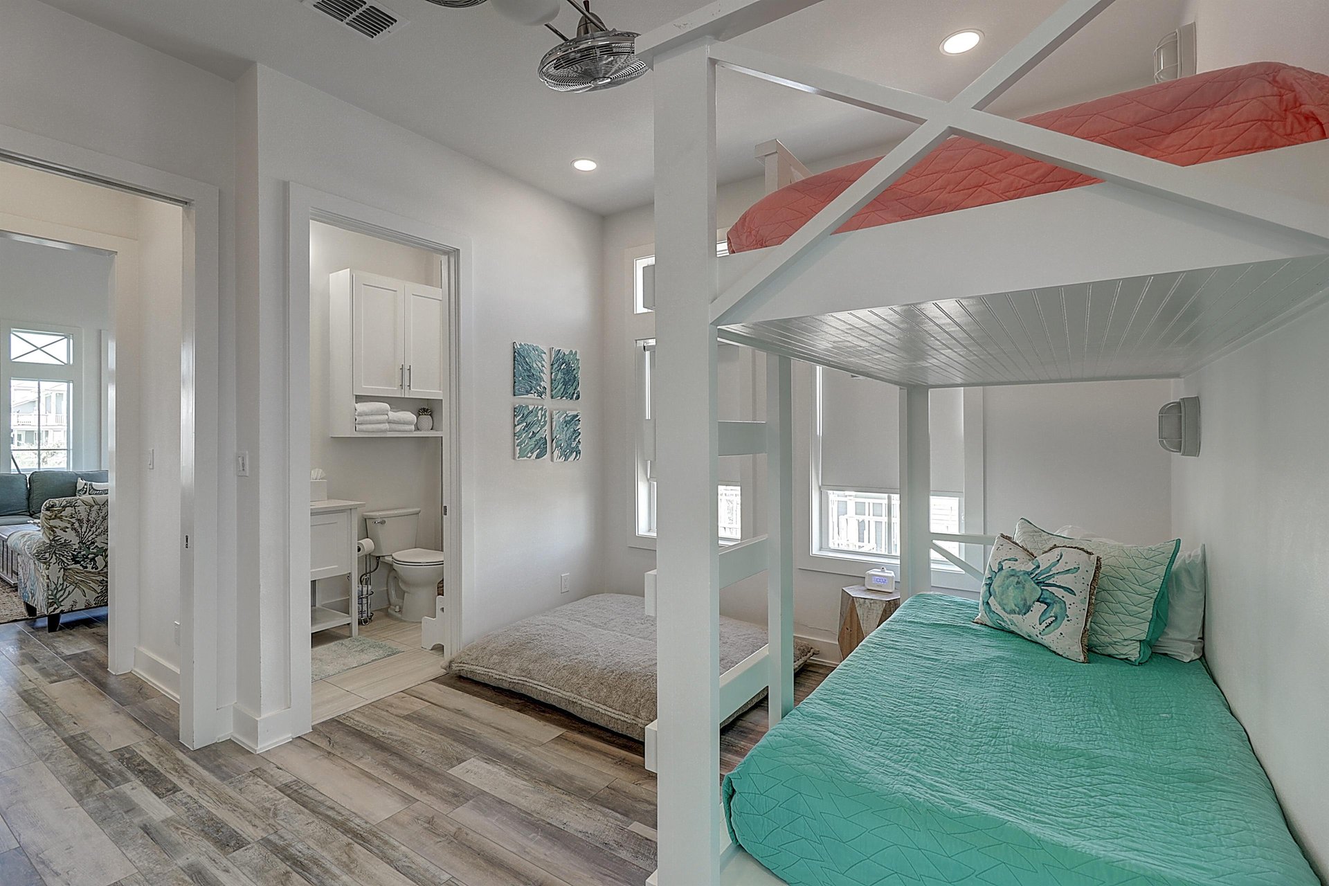 Bunk Room, 2nd Floor