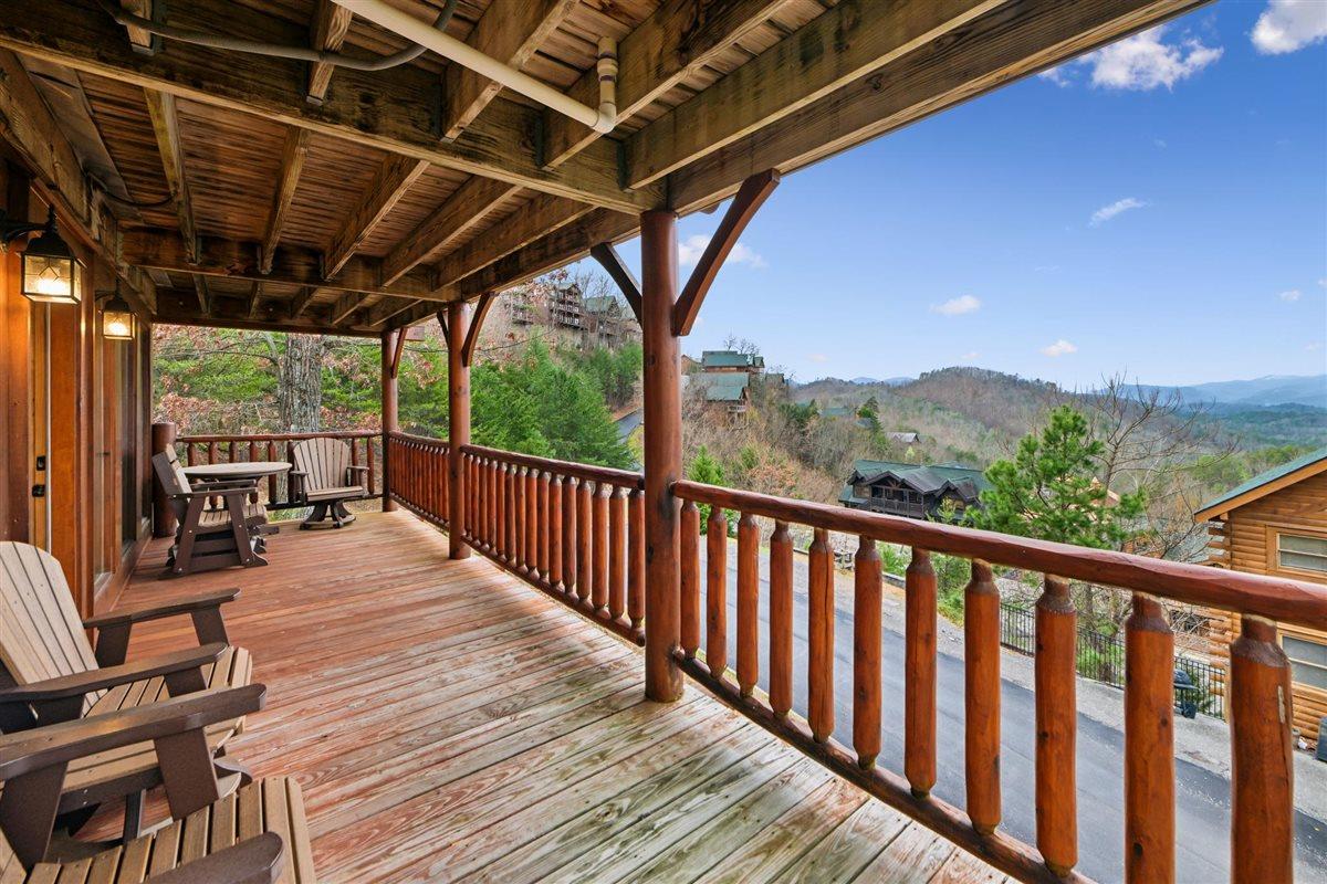 07Balcony