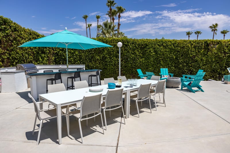 Al Fresco Dining And Bar