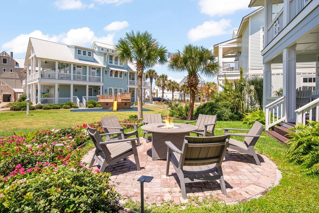 Lakeside Private Fire Table