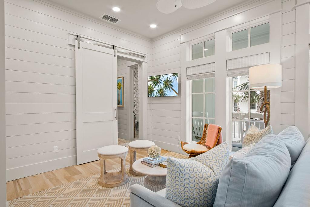 Second Living Room, 1st Floor