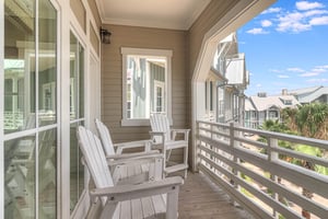 Front Balcony, 1st Floor