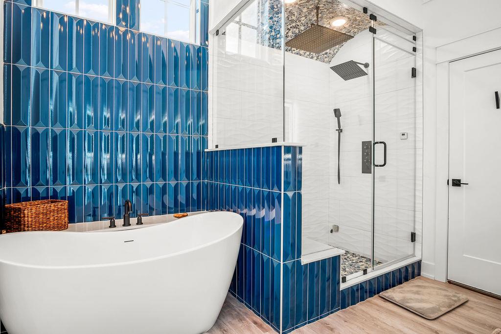 Primary King Bathroom, 3rd Floor