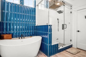 Primary King Bathroom, 3rd Floor