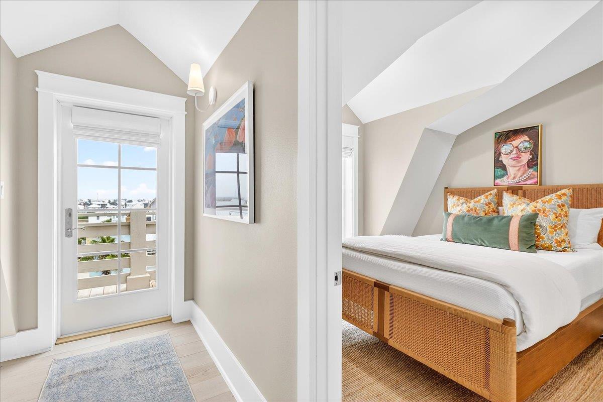 2nd Floor, Queen Bedroom