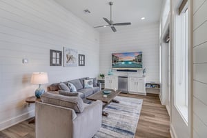 Sitting Area, 2nd Floor