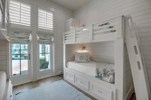 Bunk Room, 1st Floor