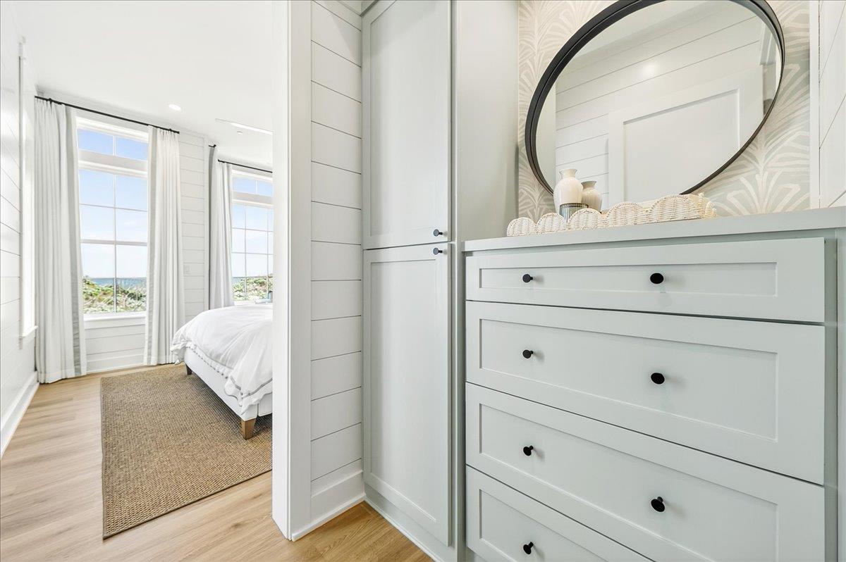 Third King Bedroom, 2nd Floor