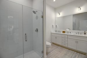 1st Floor, Primary King Bathroom
