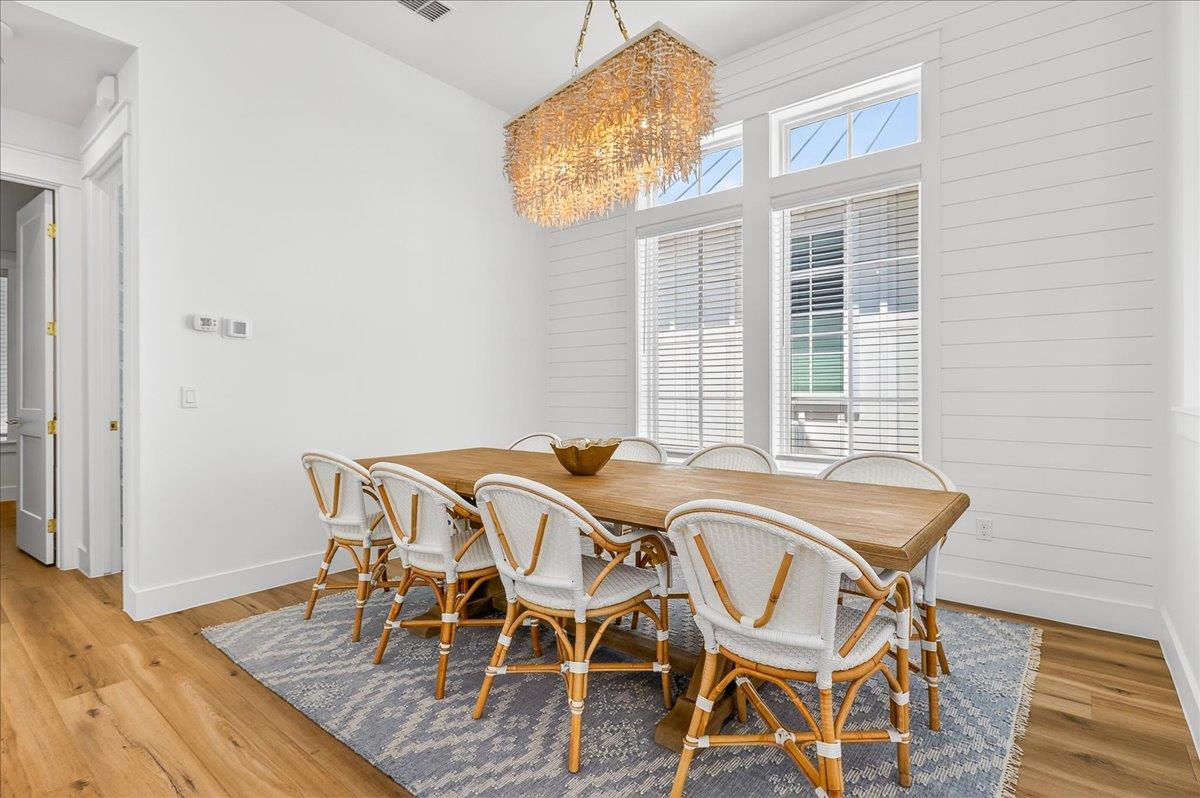 2nd Floor, Dining Area