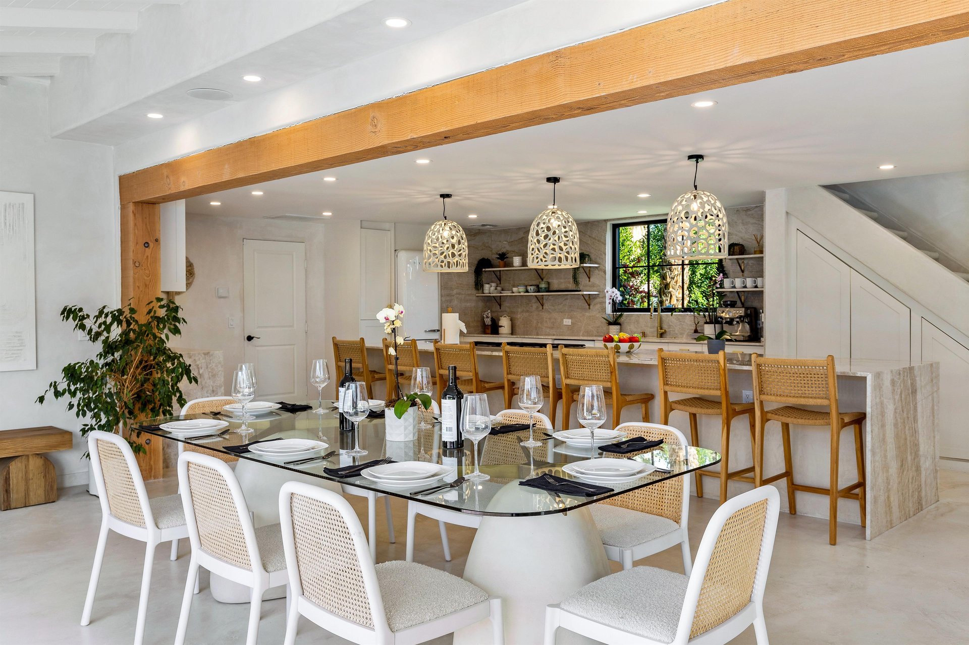 Indoor Dining for Six