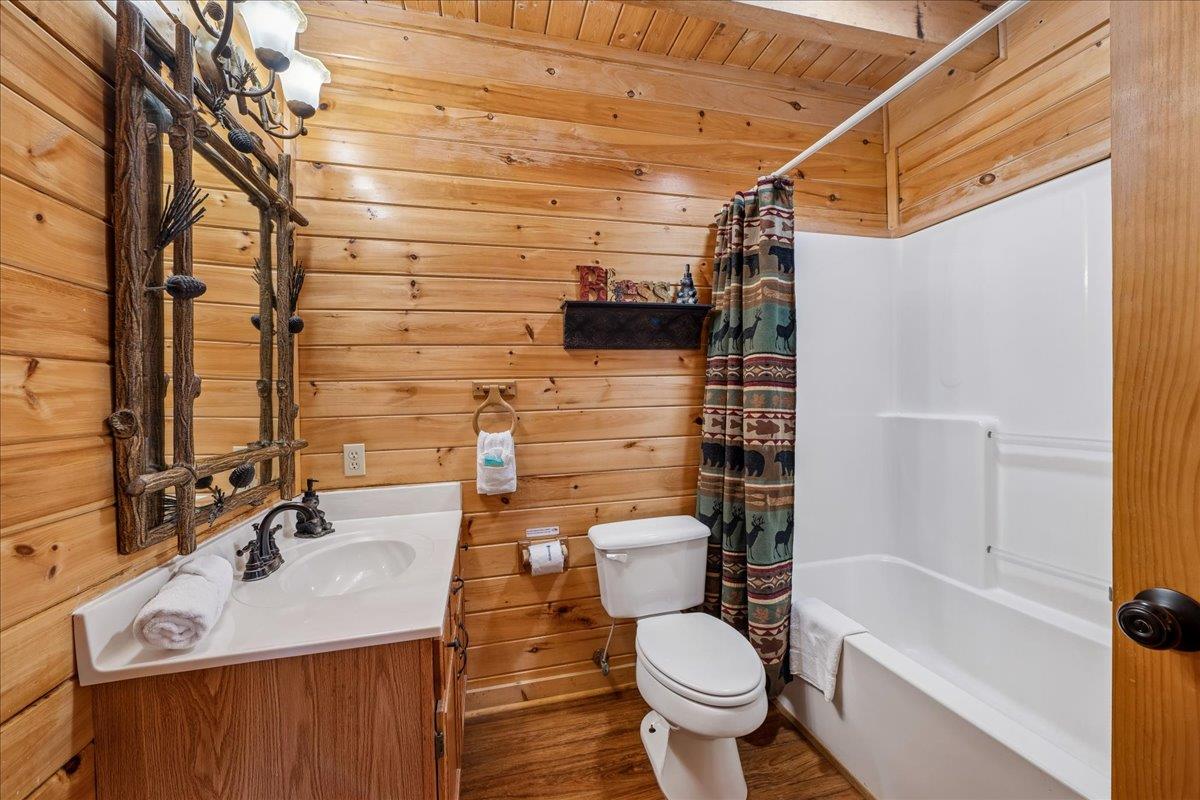 33Primary Bath