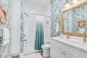 Hallway Bathroom, 1st Floor