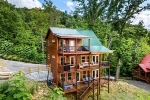 Back view of Heavenly Haven