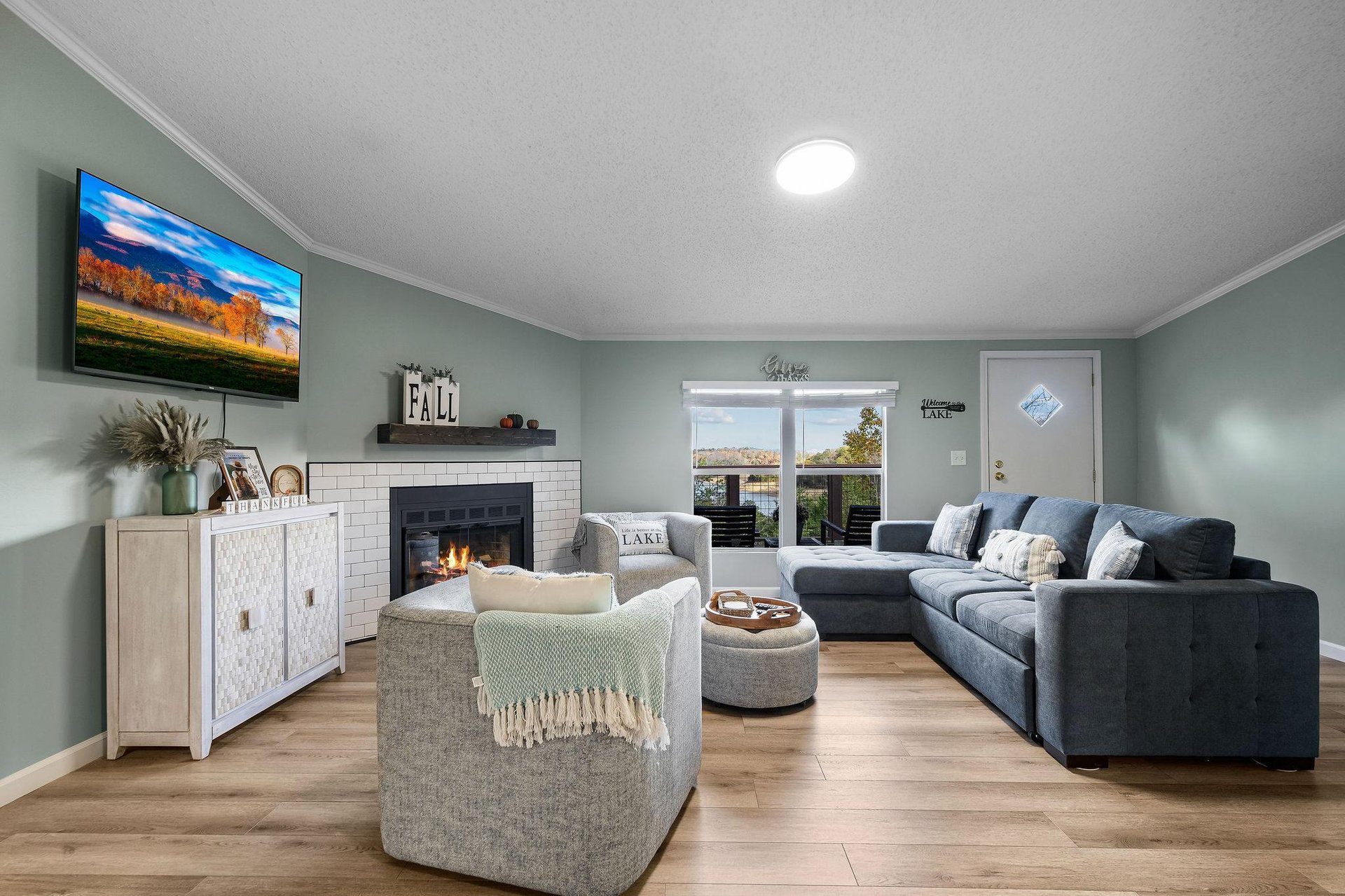 kozyretreatatthelake3