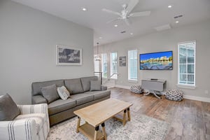 2nd Floor, Living Room
