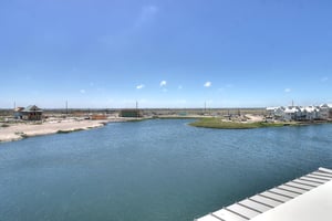 3rd Floor Right Master King Suite View