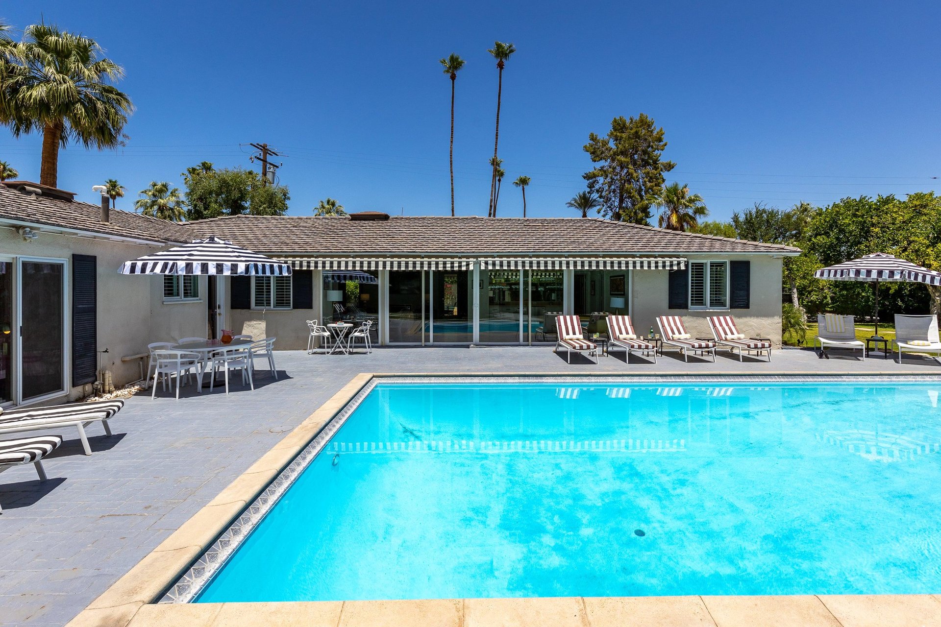 Huge poolyard