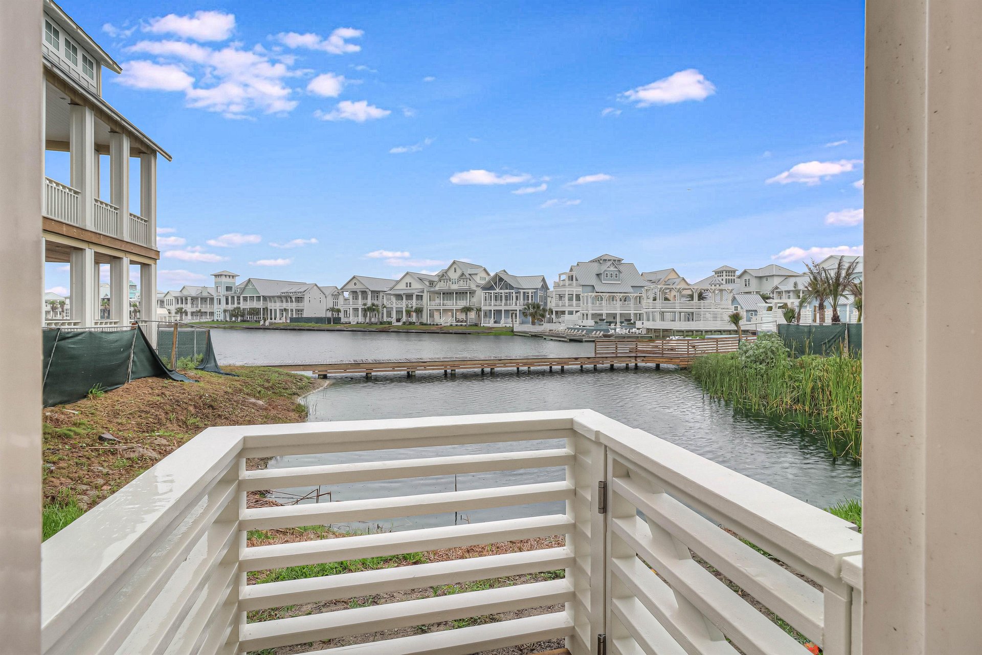 King Bedroom Porch Access, 1st Floor