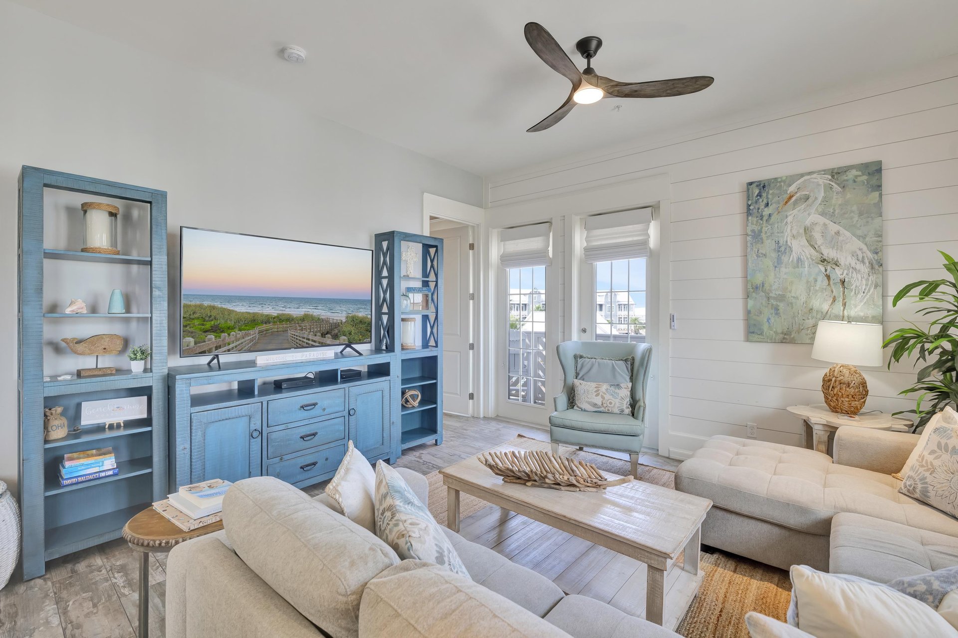 1st Floor, Living Room
