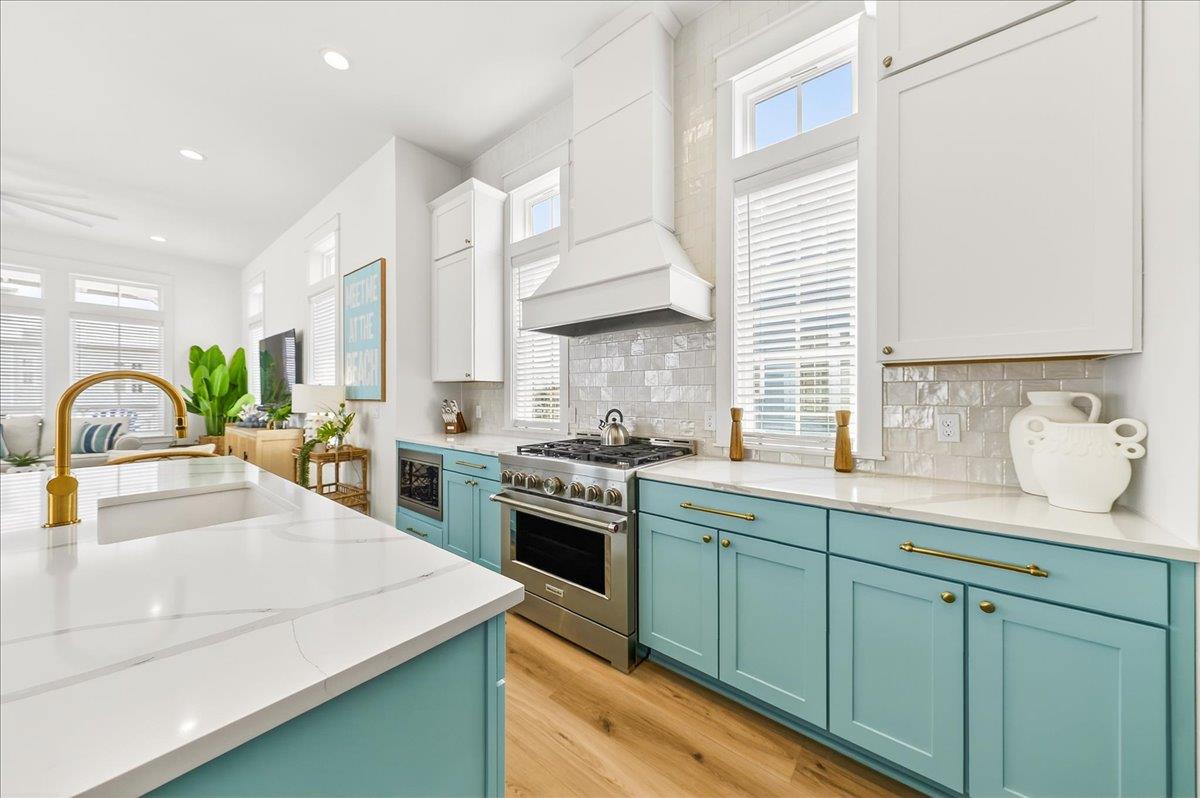 2nd Floor, Kitchen