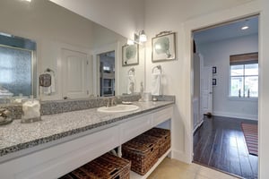 Shared Bathroom, Queen Bedroom  Bunk Room, 2nd Floor