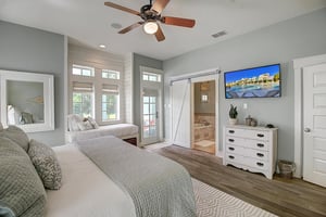 1st Floor Primary Bedroom