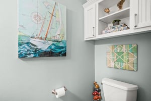 Powder Room, 1st Floor