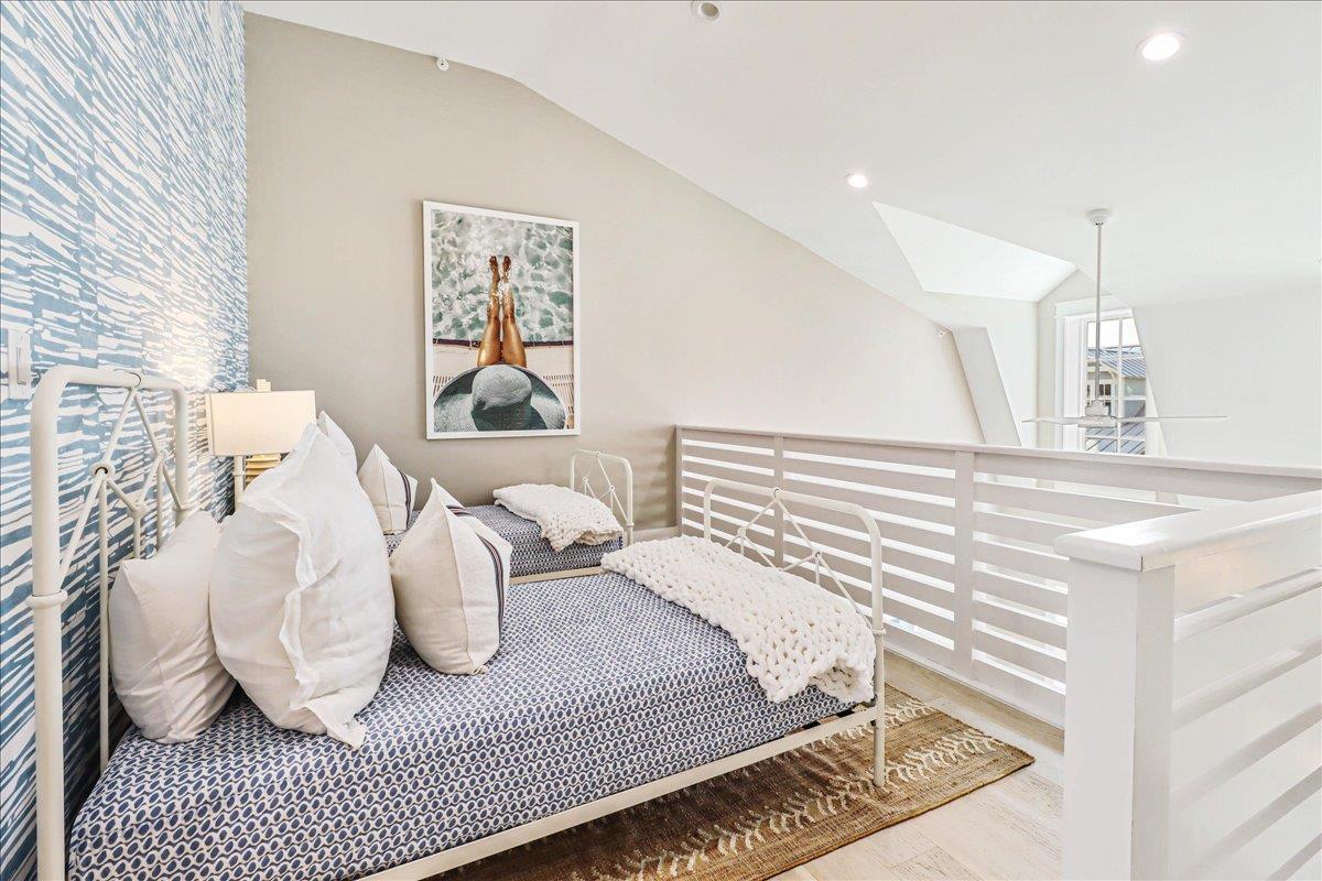 Twin Loft, 2nd Floor