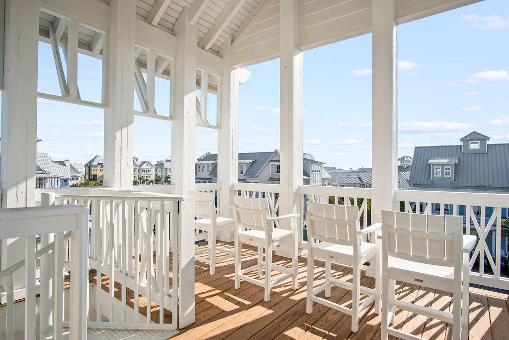 Crows Nest Balcony, 3rd floor