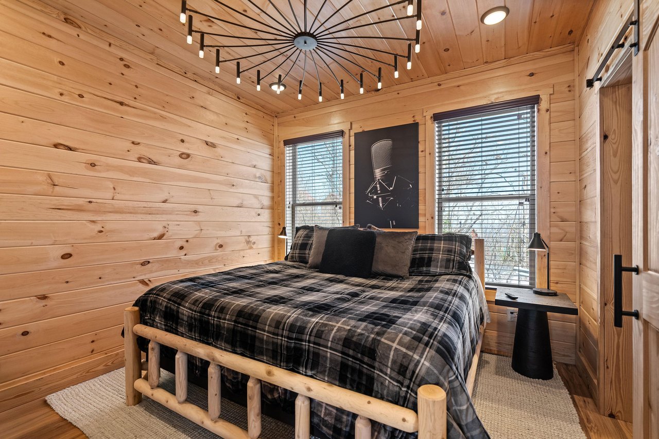 divinitycabin11