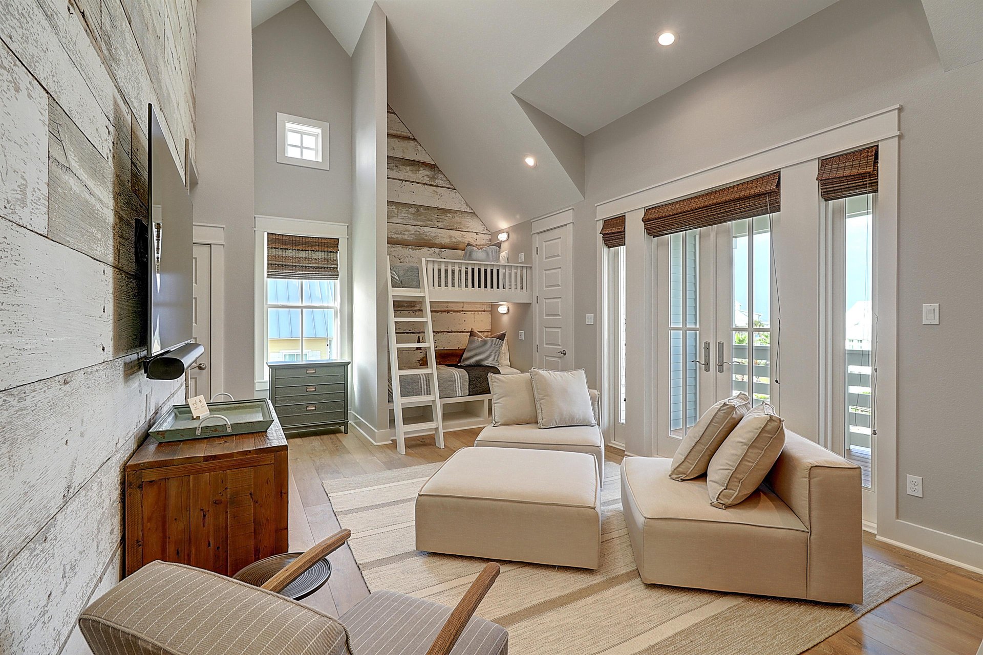 Bunk Room, 3rd Floor