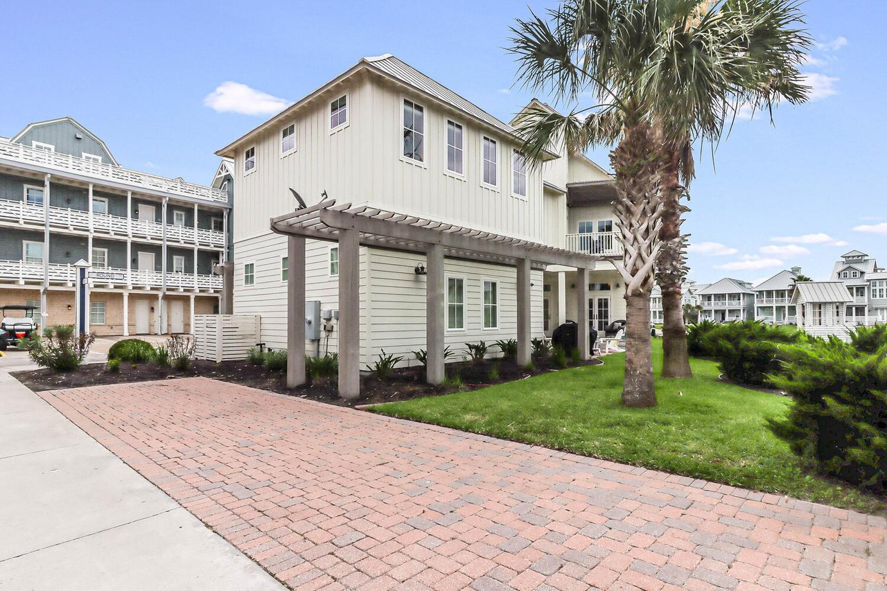 Welcome to Seaside Escape