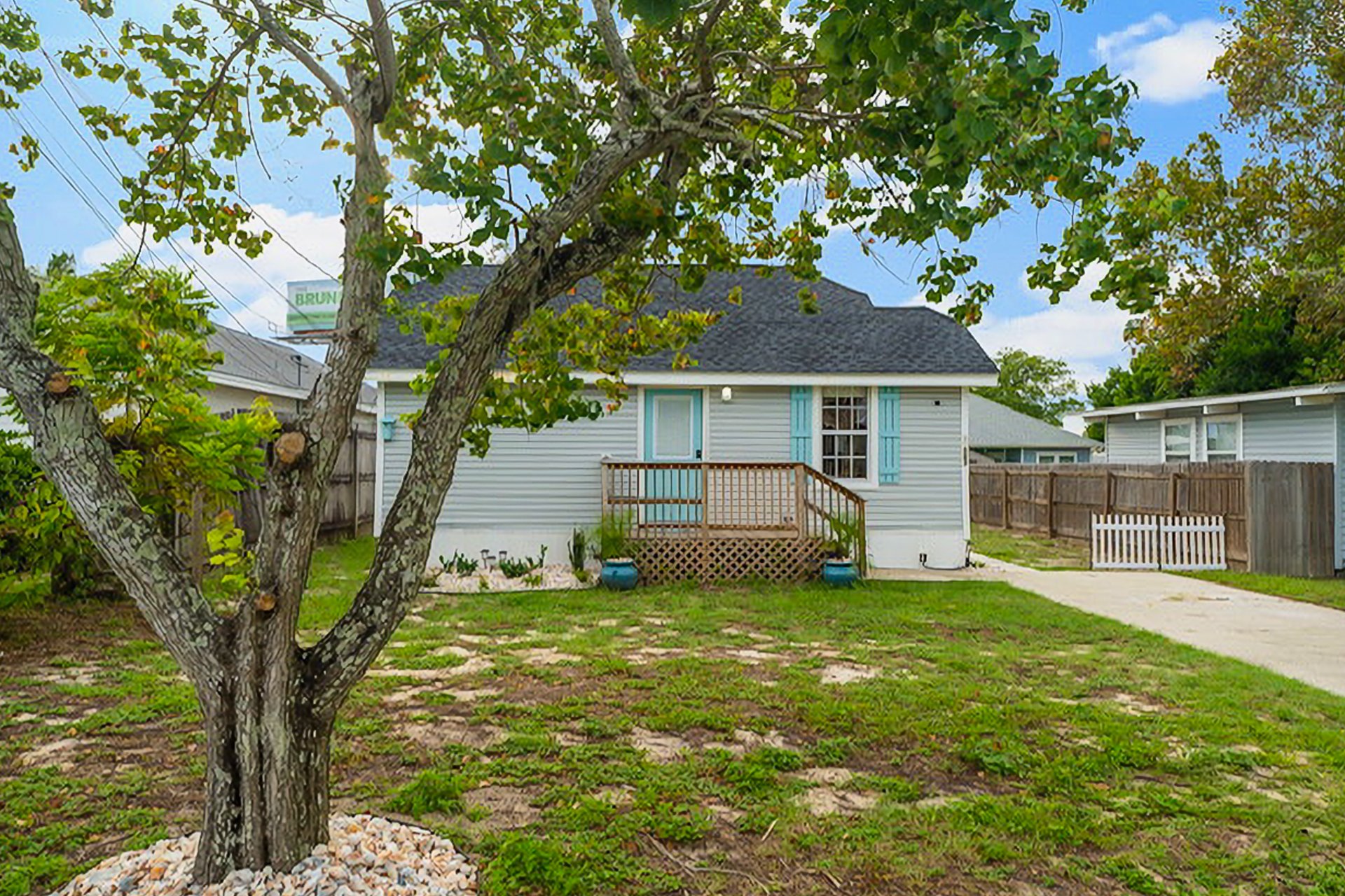 Beachlake Cottage 14