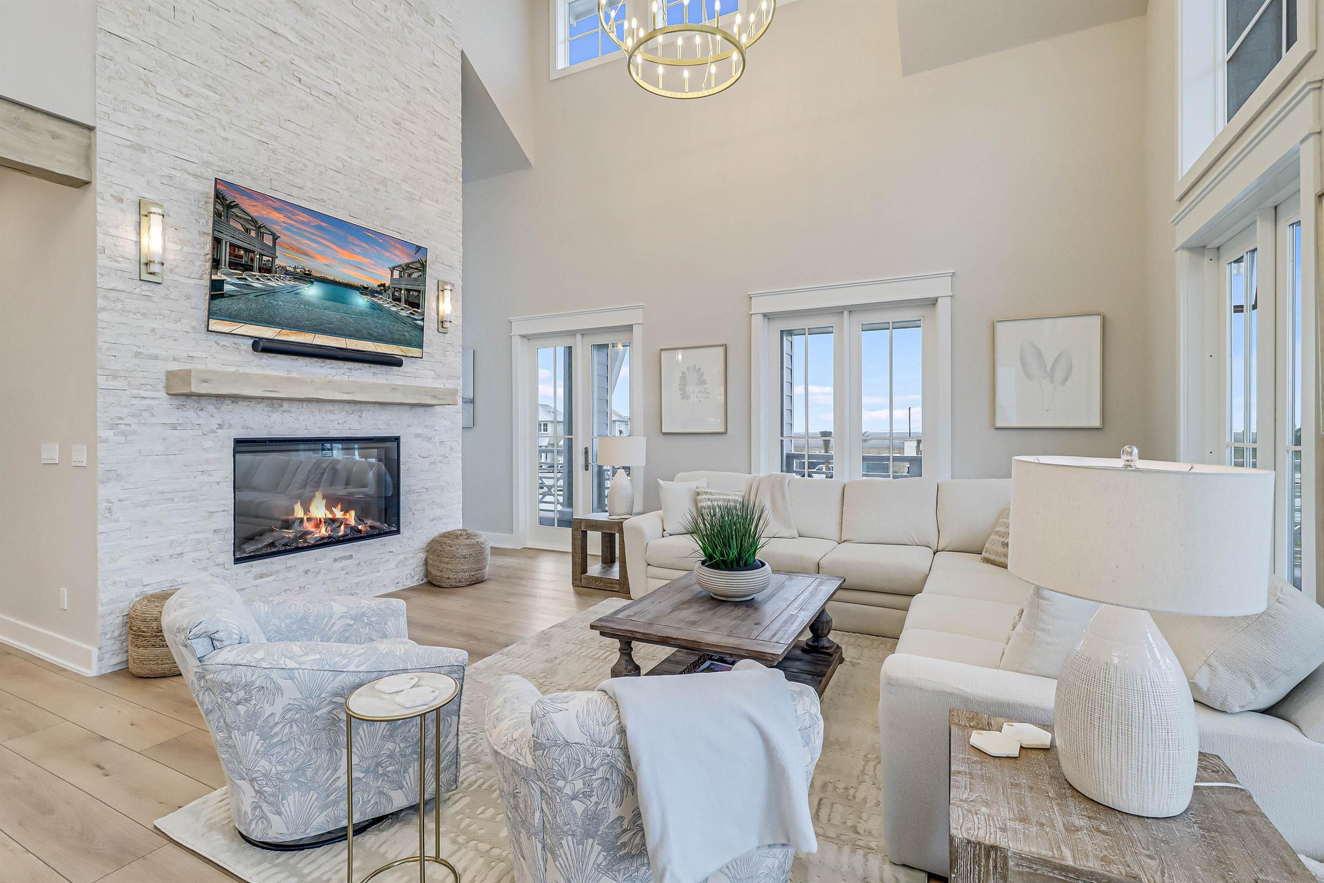 Main Living Space, 2nd Floor