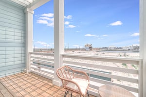 Primary King Bedroom with Deck Access, 2nd Floor