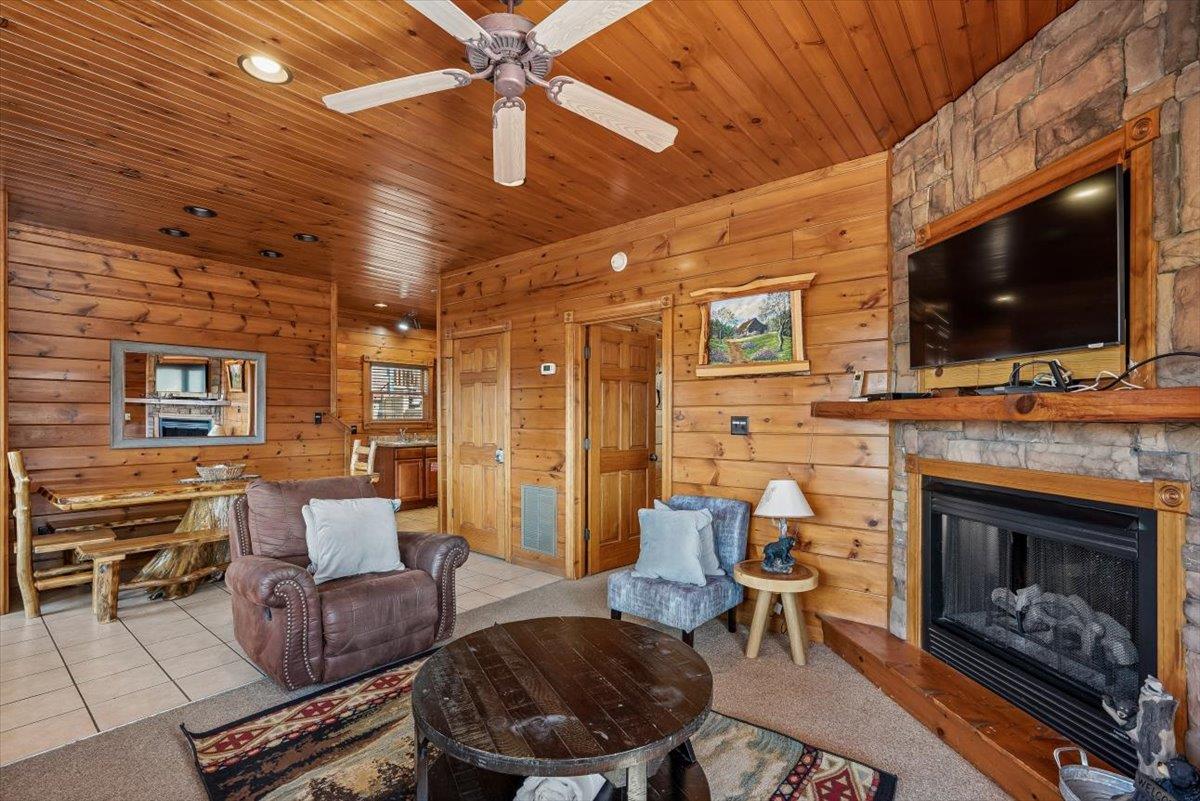 25Living Room