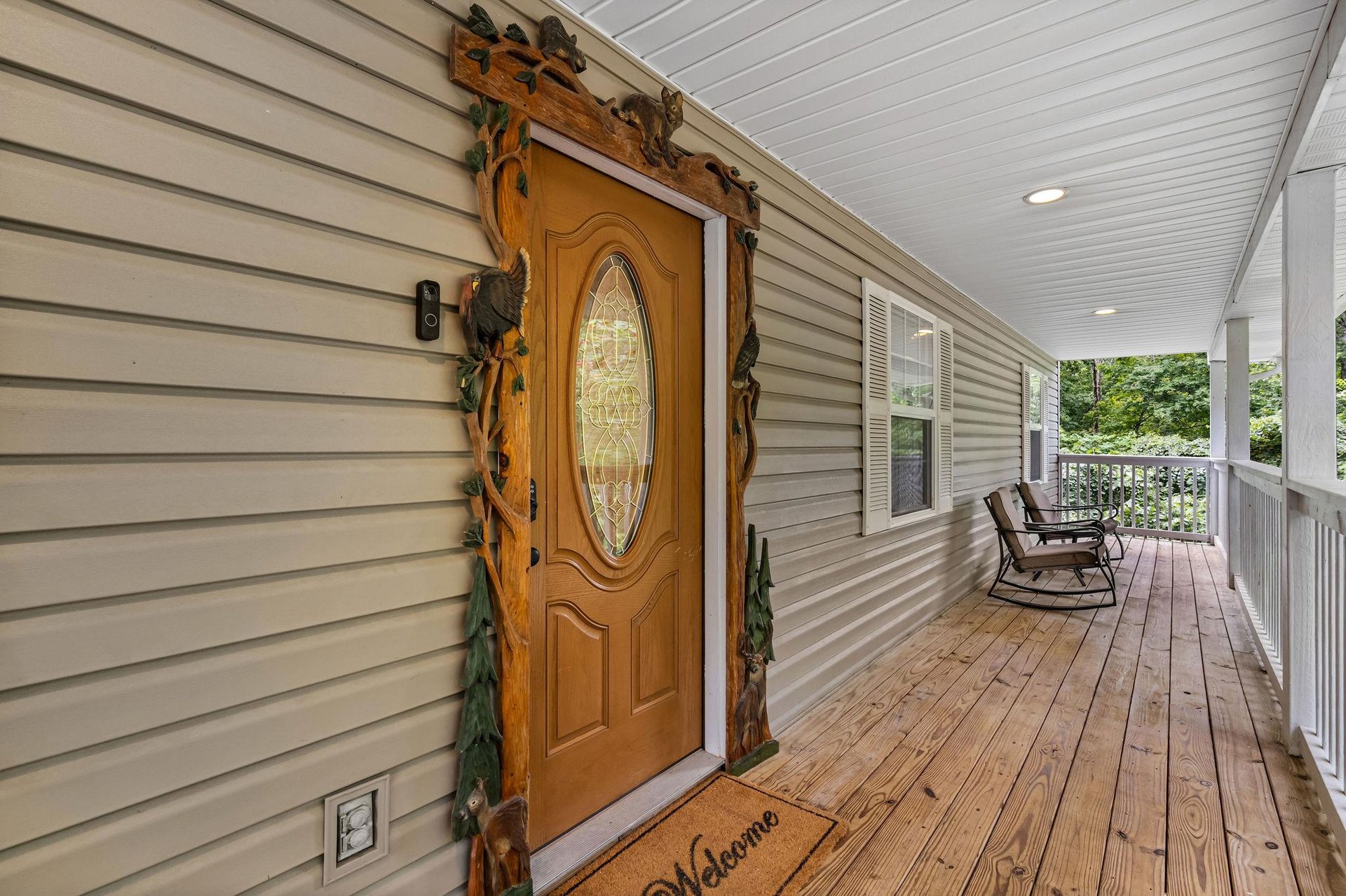 Front door to Ole Bud Cabin