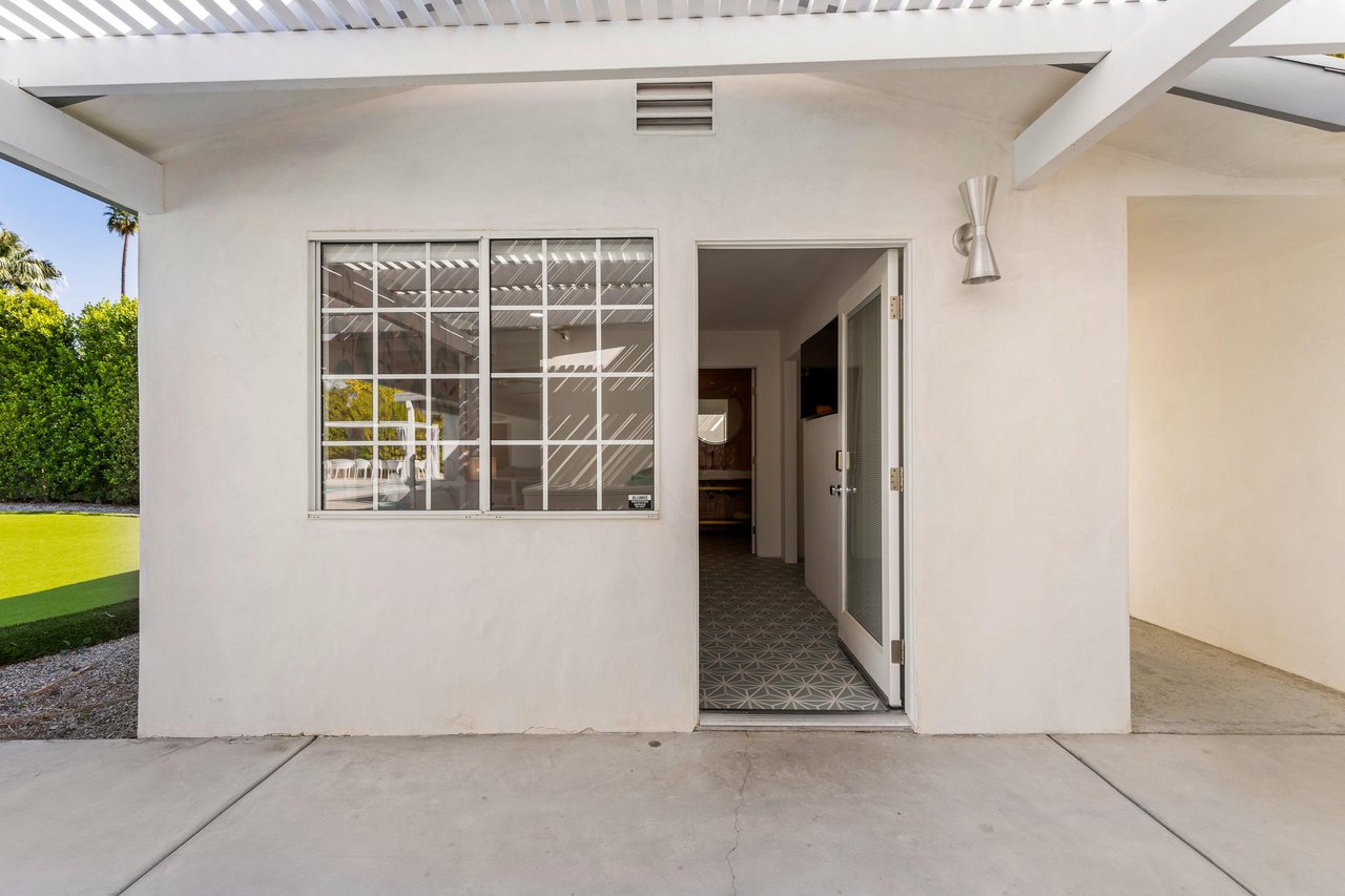 Detached Casita entrance