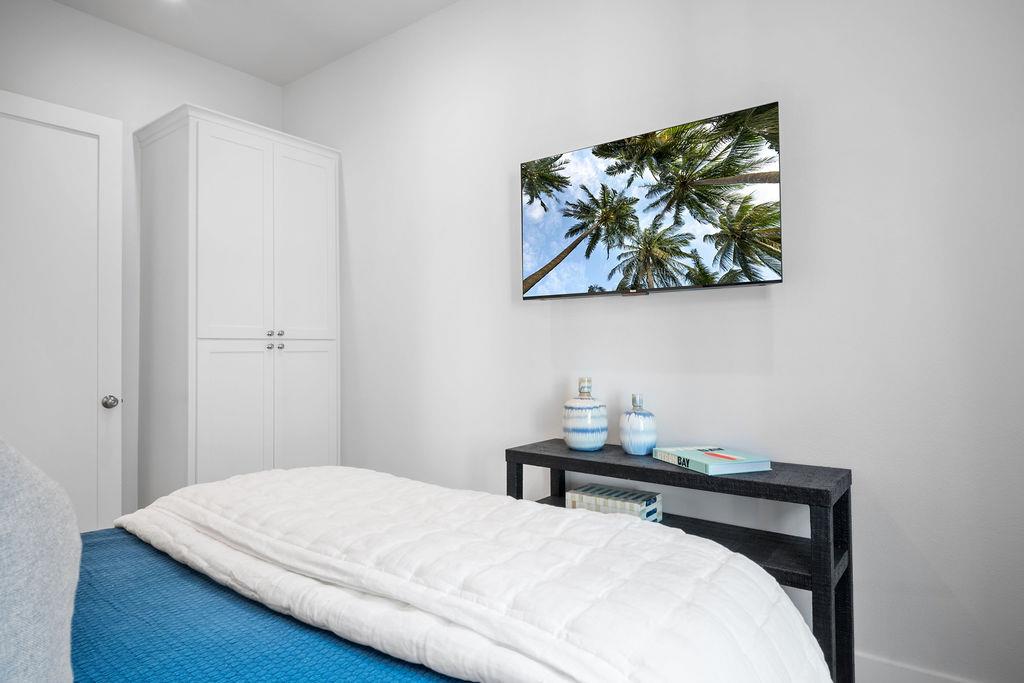 Queen Bedroom, 1st Floor