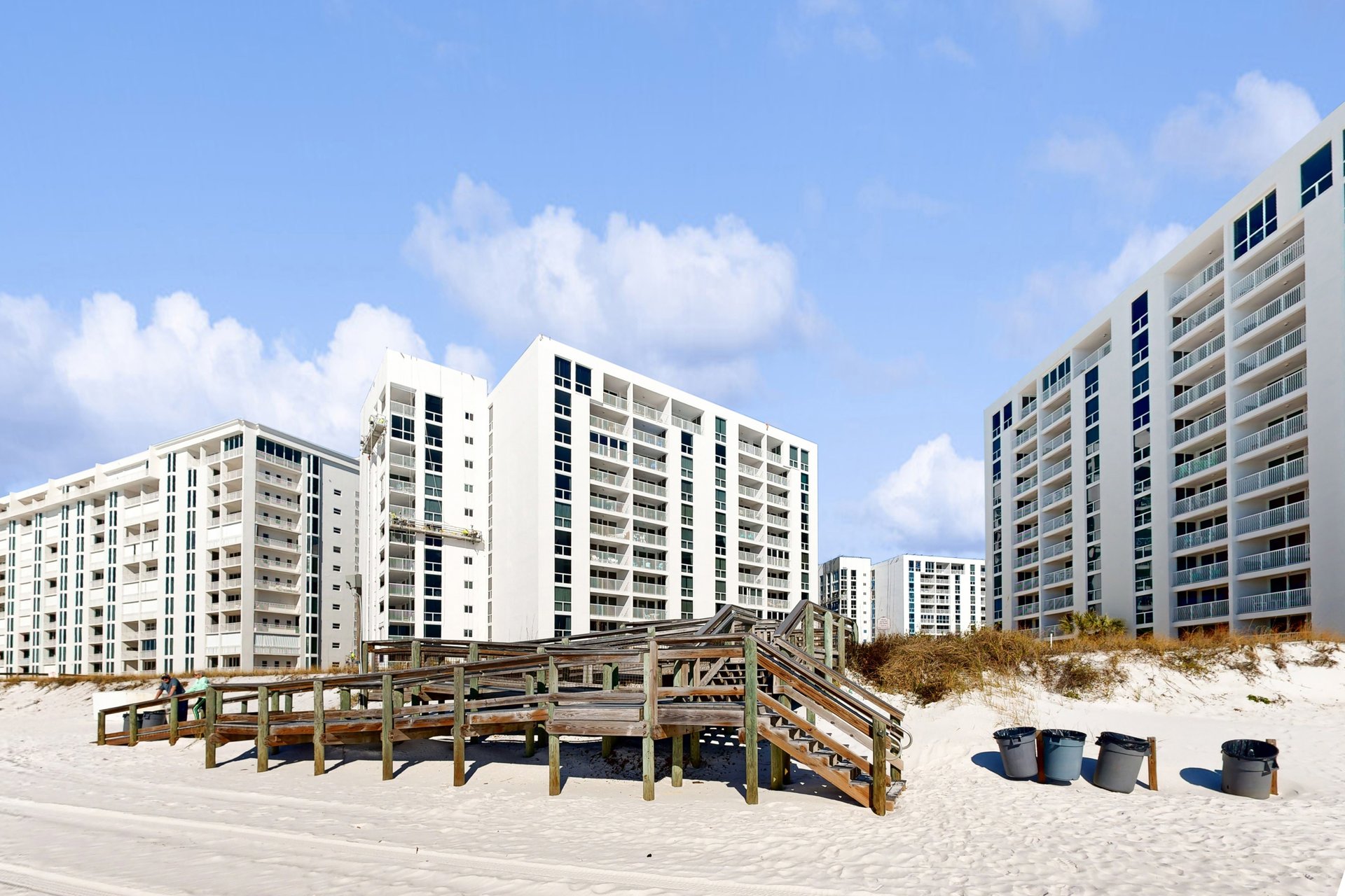 Shoreline Towers 3071 4