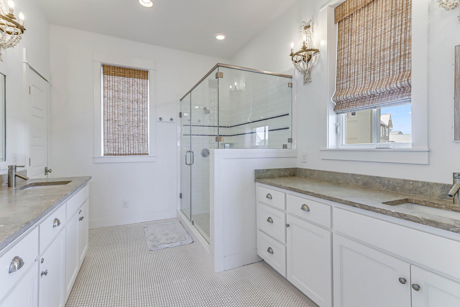 King Suite Bathroom, 2nd Floor