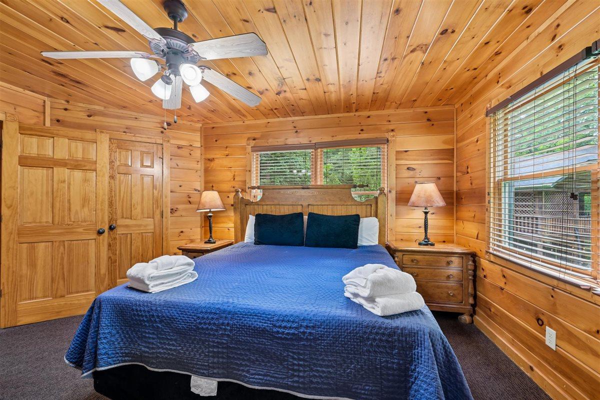 24Bedroom
