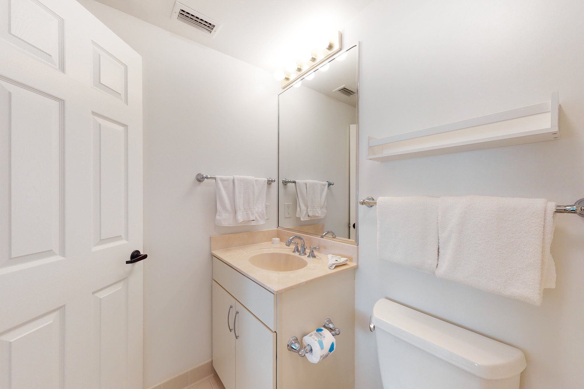 Four Seasons 701E Pier 701 East 26