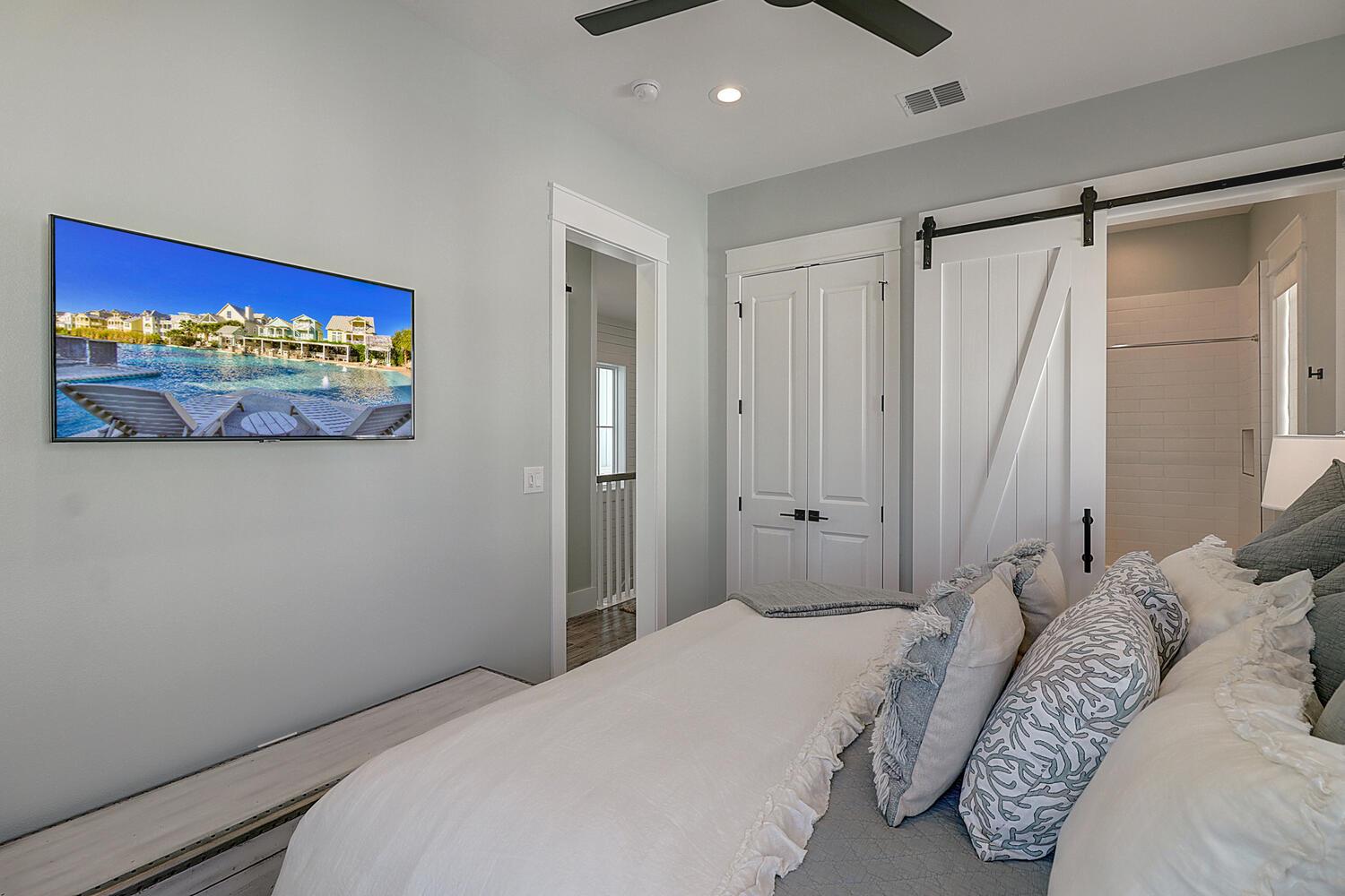 2nd Floor King Suite